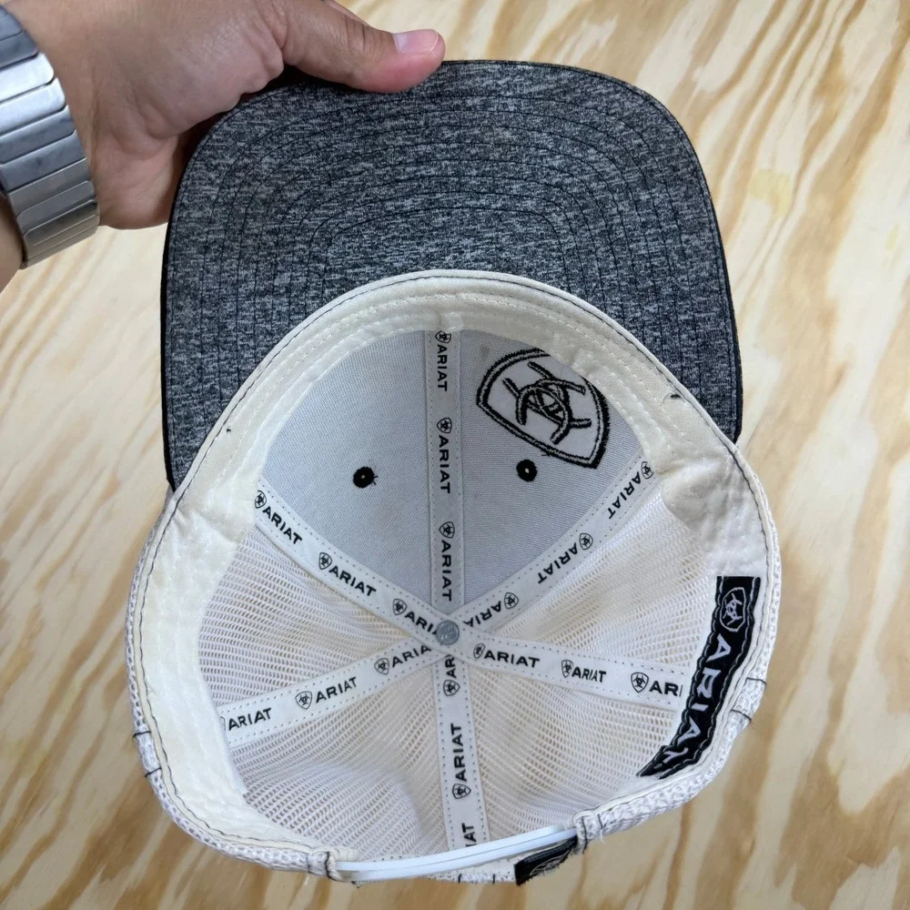 Ariat Kids Gray Heather White Mesh Snapback Trucker Hat Embroidered Logo Cap